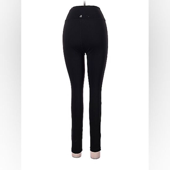 WeWoreWhat Medium Black Leggings - Picture 2 of 10